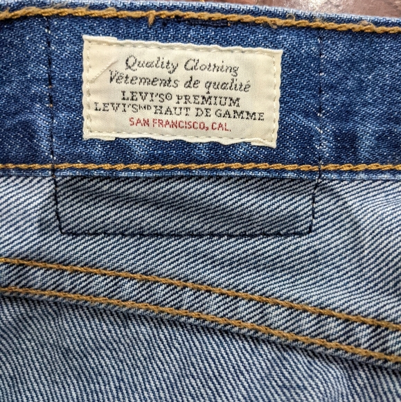 NWOT LEVi's Big E Denim skirt, cut off raw hem, button fly, vintage inspired - Picture 4 of 14